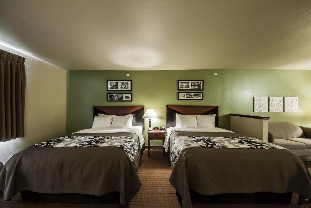 Hotel Sleep & Shamrock